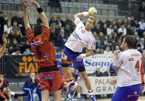 TORREVIEJA VENCE AL NATURHOUSE LA RIOJA