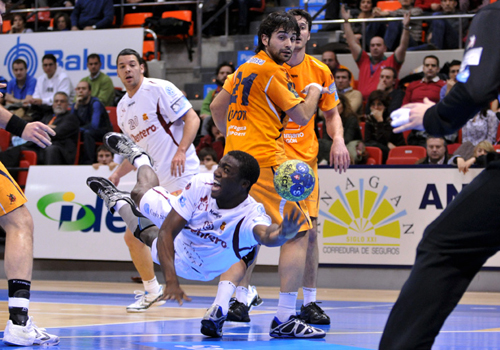VIVE CON TU EQUIPOS EL PORTLAND - HAMBURGO POR DIEZ EUROS