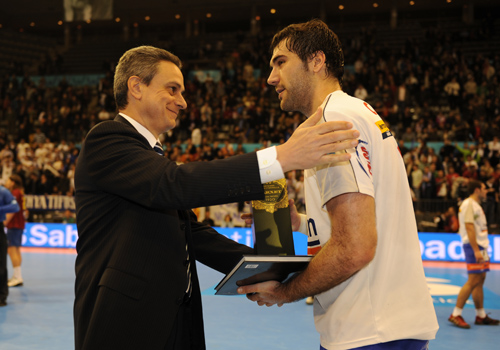 EL CAI BM ARAGON A PUNTO DE SORPRENDER AL LIDER