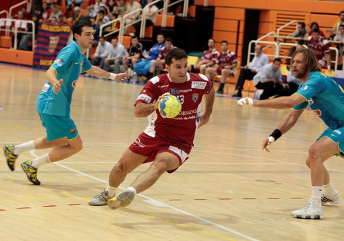 PORTLAND SE RESIENTE DE LAS BAJAS Y CAE ANTE EL NATURHOUSE EN LOGRO�O