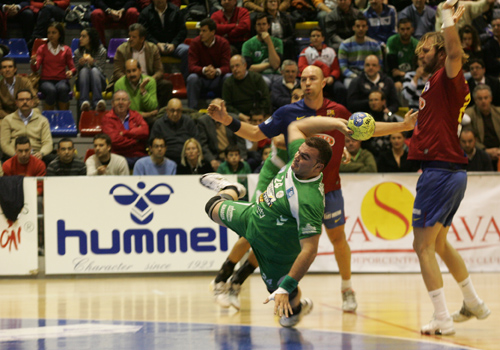 PORTLAND SAN ANTONIO Y FRAIKIN BM GRANOLLERS SE MIDEN EN PAMPLONA