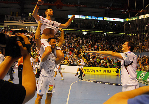 EL BM ALCOBENDAS SE QUEDA EN ASOBAL