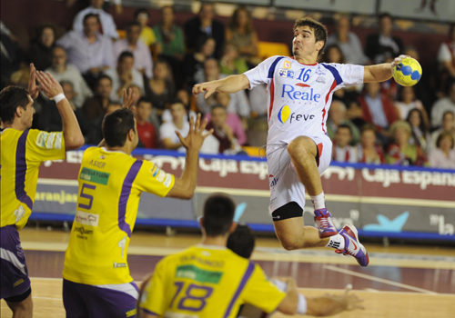 PRIMERA VICTORIA DE LA PRETEMPORADA DEL FRAIKIN BM GRANOLLERS