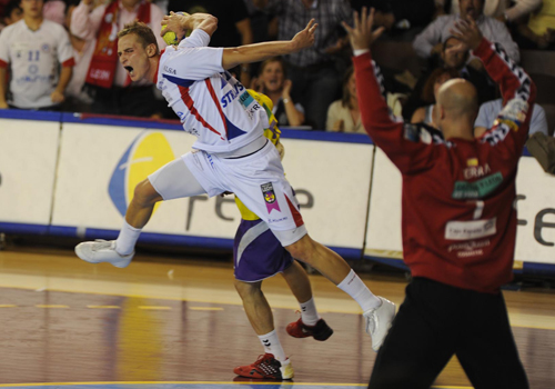 LA TECNOLOGIA AL SERVICIO DEL BALONMANO