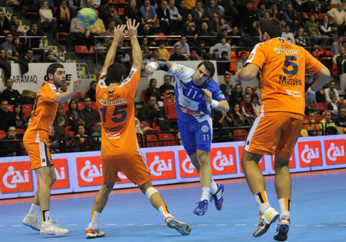 EL BM. CIUDAD REAL CONSIGUE EL TROFEO JCMM