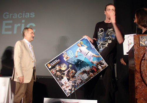 SE DESTACAN EN CABEZA Y SE IGUALA EL GRUPO PERSEGUIDOR