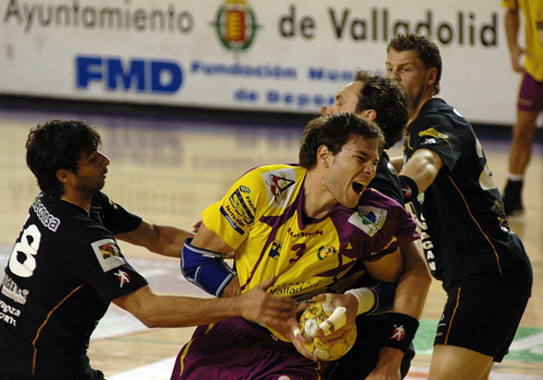 EL BM CIUDAD REAL ENTRENA EN GRANOLLERS