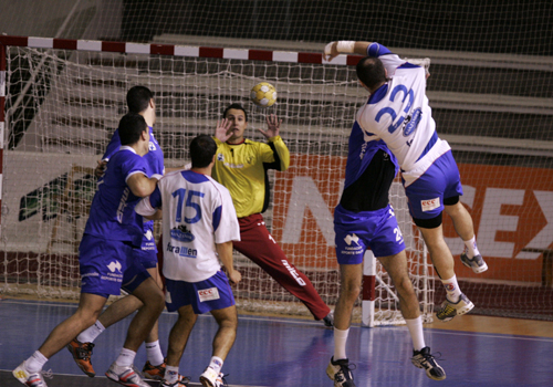 VICTORIA DEL BM VALLADOLID ANTE LA SD TEUCRO
