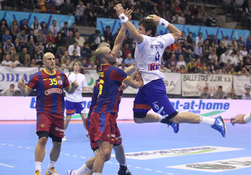 SJ�STRAND AL FC BARCELONA BORGES Y MILASEVIC ULTIMO REFUERZO PARA ALCOBENDAS