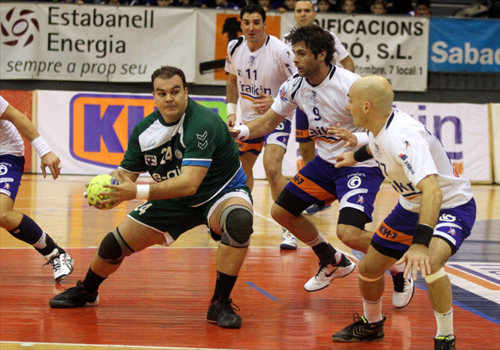 REALE ADEMAR - FC BARCELONA BORGES  Y RENOVALIA CIUDAD REAL - CUATRO RAYAS BM. VALLADOLID, CRUCES EN LA COPA ASOBAL