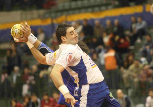 EL BM TABISAM TORREVIEJA VESTIR� HANNIBAL LAGUNA