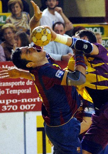 UN IMPARABLE ARRATE BARRE AL ANTEQUERA