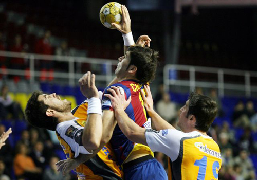 TODO EL EQUIPO EXCEPTO HJERMIND, VIAJAN A BARCELONA