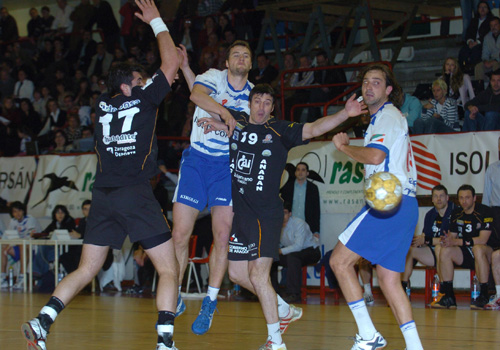 MARIANO ORTEGA CONFIA EN PODER JUGAR ANTE TORREVIEJA