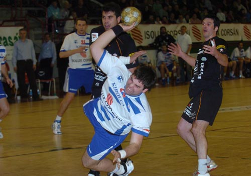 EL CAI ARRANCA LA SEGUNDA VUELTA ANTE TABISAM TORREVIEJA