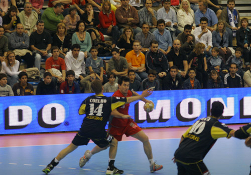 EL PORTLAND NO PUDO CON EL HAMBURGO