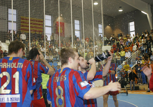 VIALMAR RENUEVA PATROCINIO CON EL OCTAVIO