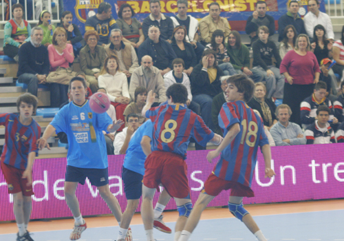ANTEQUERA PREPARA EL PARTIDO CONTRA EL BAR�A SIN MICHAEL JAHNS