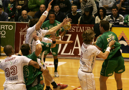 EL TEKA CANTABRIA VIAJA A LOGRO�O