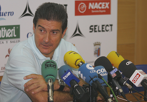 CA�ELLAS RETOMA EL JUEGO