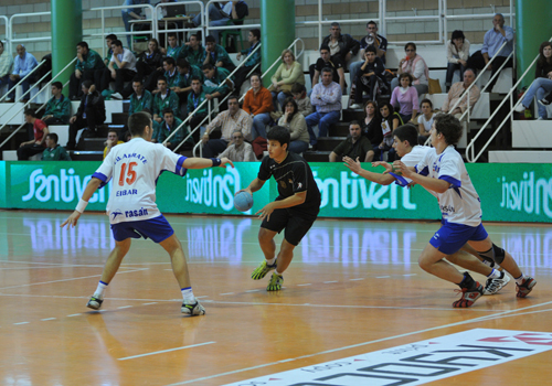 CURKOVIK INTERVENIDO CON EXITO