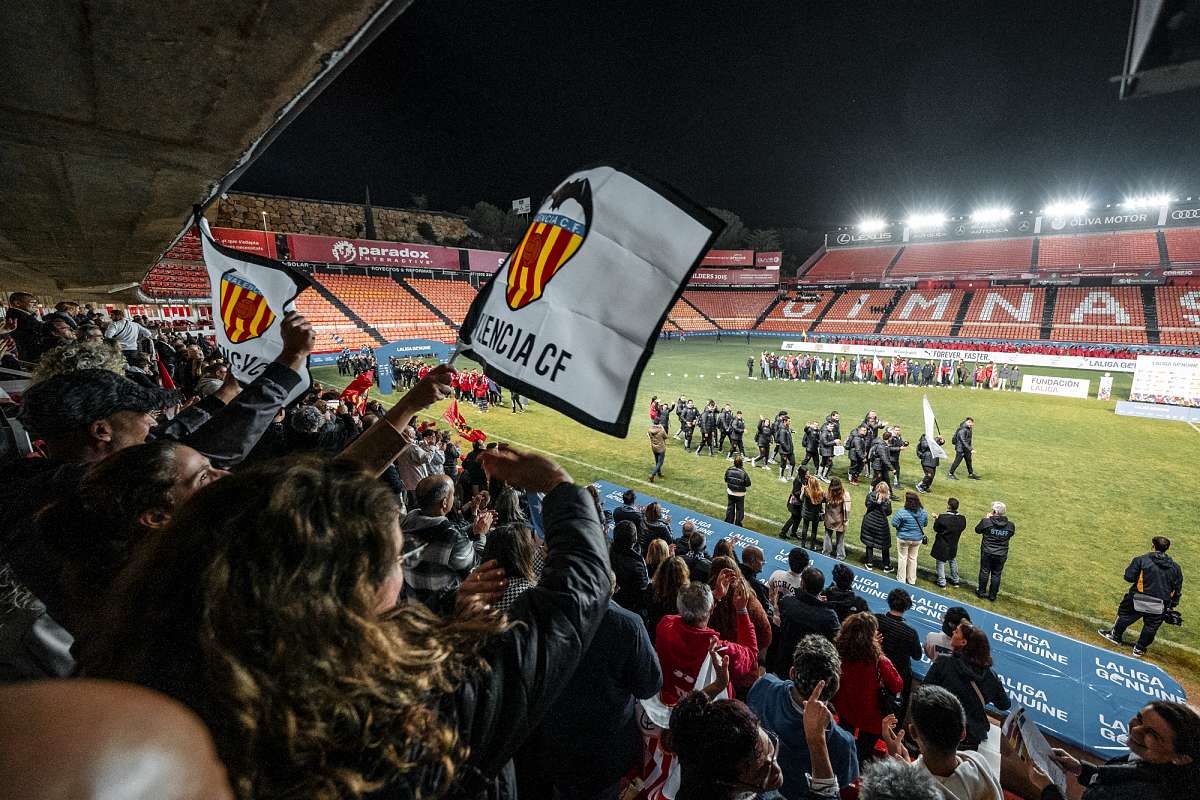 ASOBAL asiste al acto de inauguraci�n de la temporada en LALIGA GENUINE